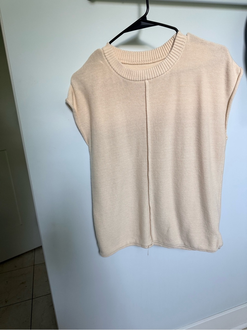Cream Knit Sleeveless Sweater - Picture 2 of 2